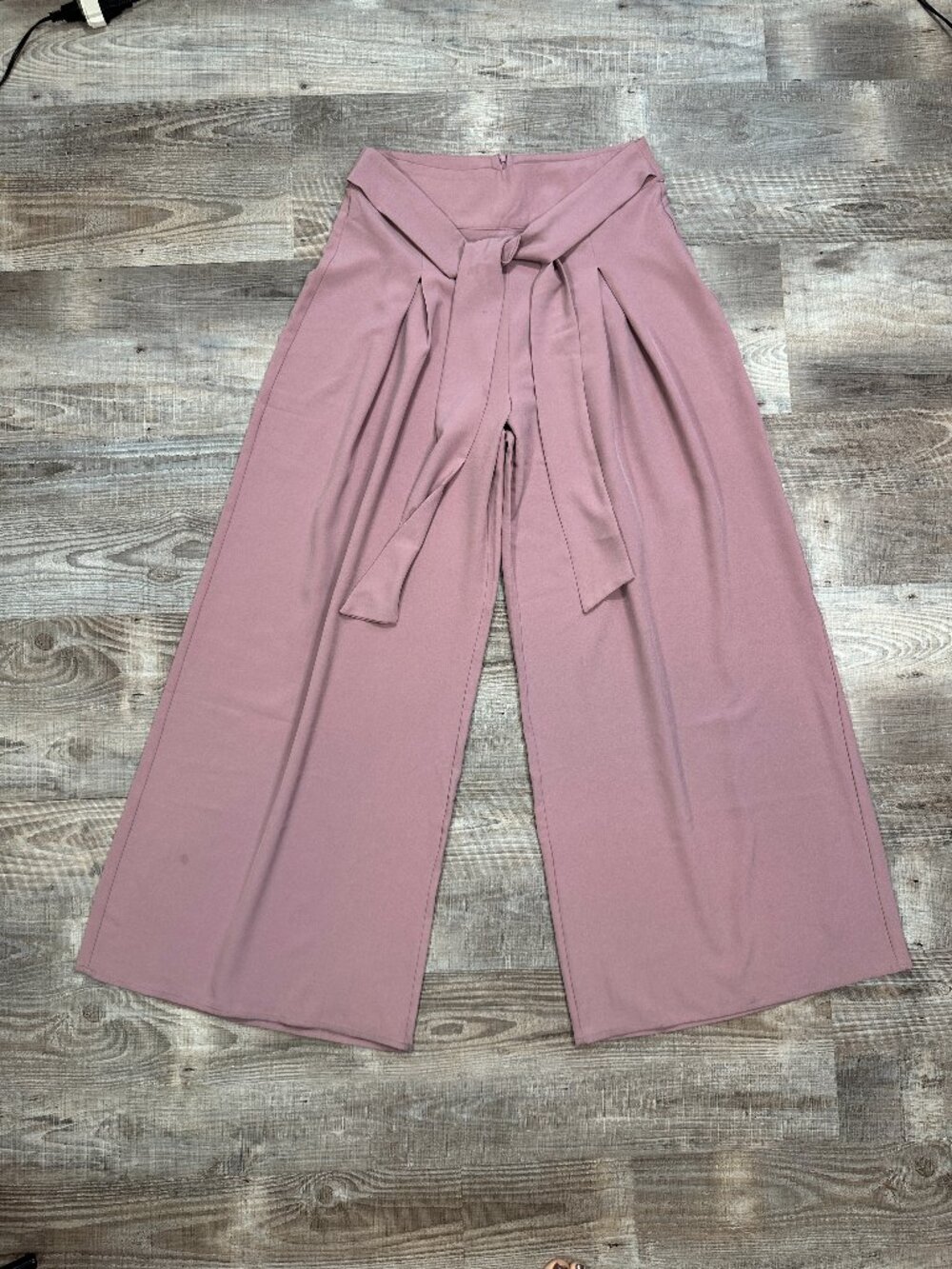 Haute Monde Women's Taupe Dress Pants Pleated Wide Leg Back Zip Tie Sz L x 32"